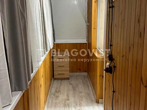 квартира за адресою Йорданська вул. (Лайоша Гавро), 18