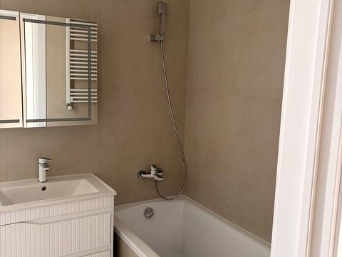 квартира за адресою Андрія Бачинського вул., (Будинок)