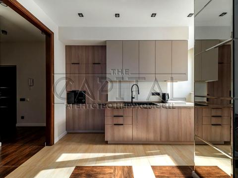 квартира по адресу Андрея Верхогляда ул. (Михайла Драгомирова), 16