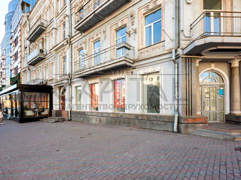 комерційна за адресою Велика Васильківська вул. (Червоноармійська), 68