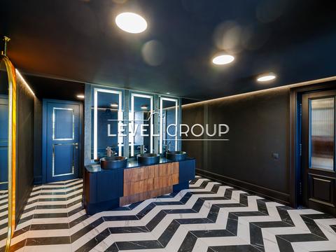 комерційна за адресою Набережно-Хрещатицька вул., 17/18