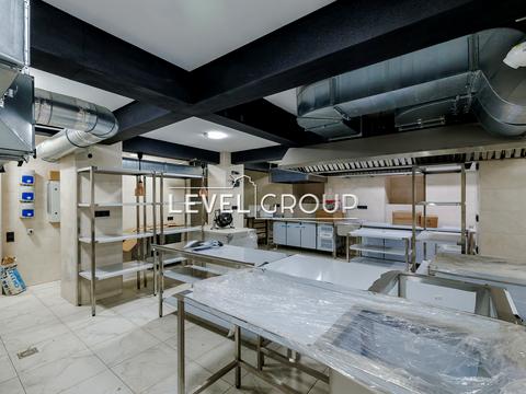 комерційна за адресою Набережно-Хрещатицька вул., 17/18