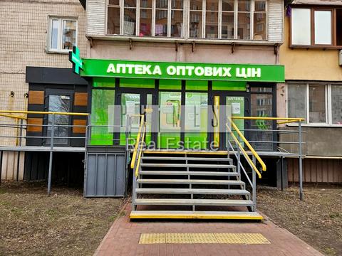 комерційна за адресою Княжий Затон вул., 12