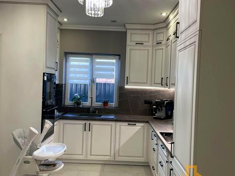 будинок за адресою Молодіжна