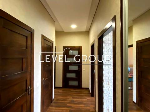 квартира за адресою Академіка Єфремова вул. (Командарма Уборевича), 8-А