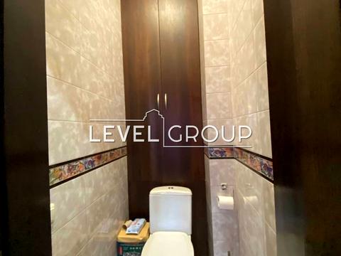 квартира за адресою Академіка Єфремова вул. (Командарма Уборевича), 8-А