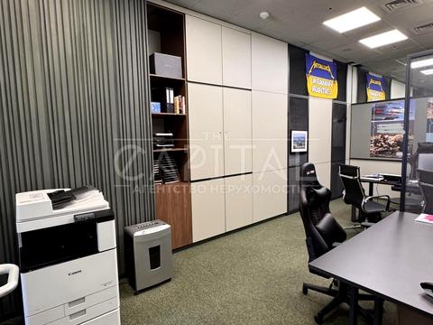 комерційна за адресою Богдана Хмельницького вул., 23-Б