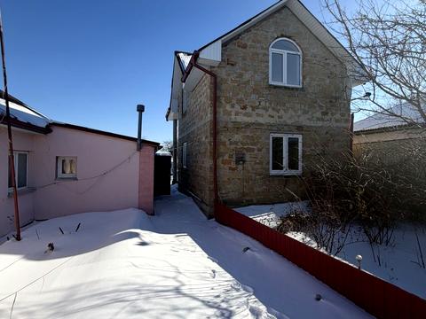 будинок за адресою Центральна вул.