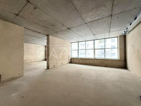 комерційна за адресою Ернста Федора, 8А