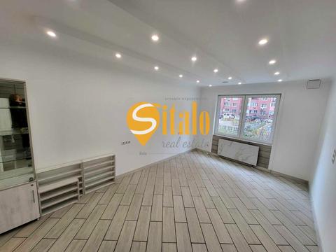 комерційна за адресою Софії Русової вул., 3-А