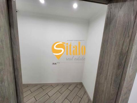 комерційна за адресою Софії Русової вул., 3-А