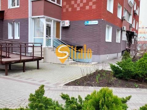 комерційна за адресою Софії Русової вул., 3-А