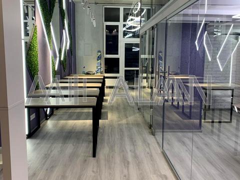 коммерческая по адресу Сирецько-Садовая, 1