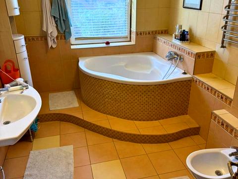 будинок за адресою смт. Брюховичі, Франка Бічна