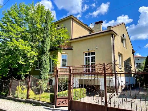 квартира за адресою Мар'яна Панчишина вул., 12