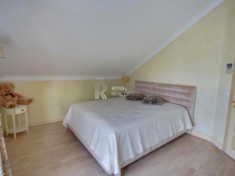 будинок за адресою Золотоворітьська