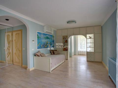 будинок за адресою Золотоворітьська