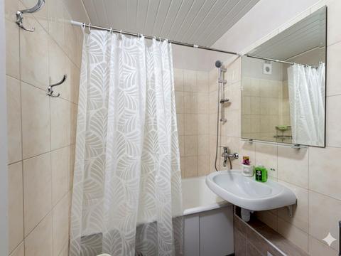 квартира за адресою Олександра Махова вул. (Жолудєва), 8-А