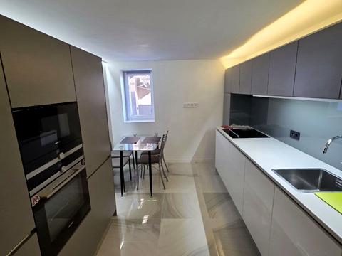 квартира по адресу Черновола просп. (700-летия Львова), 67б