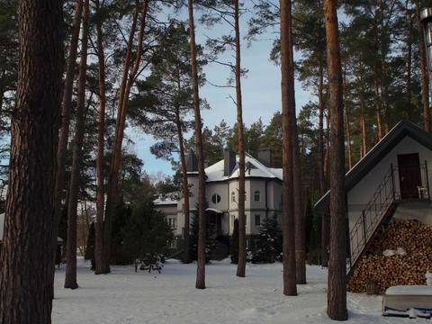 будинок за адресою с. Стригани, лісна