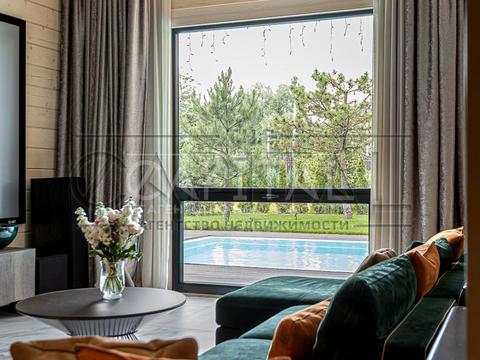 дом по адресу Молодёжная ул.