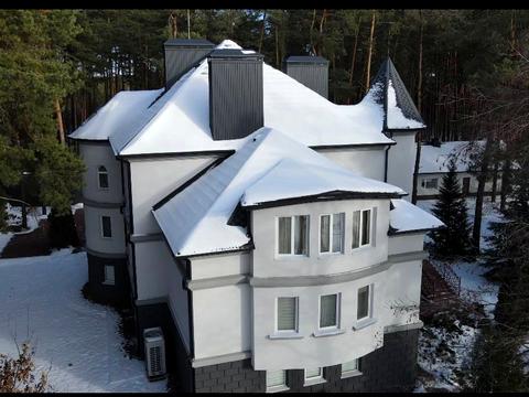 будинок за адресою с. Стригани, лісна