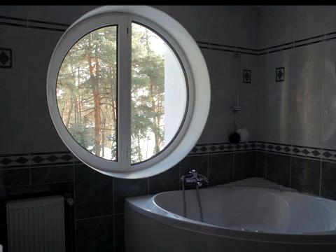 будинок за адресою с. Стригани, лісна