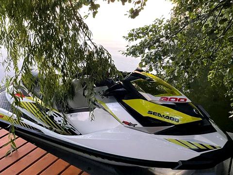 будинок за адресою с. Стригани, лісна