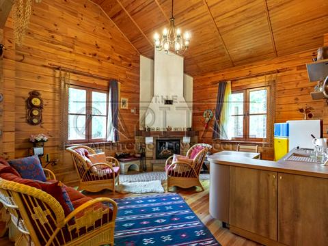 будинок за адресою с. Романків, Центральна вул.