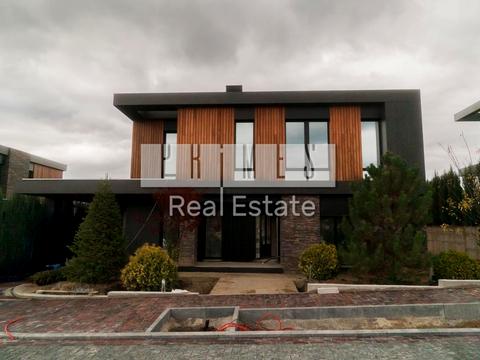 дом по адресу Ватутина пер.