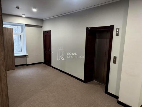 комерційна за адресою Петра Сагайдачного вул., 8