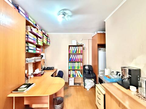 коммерческая по адресу Дмитра Дорошенка ул. (Чигоріна), 61-А