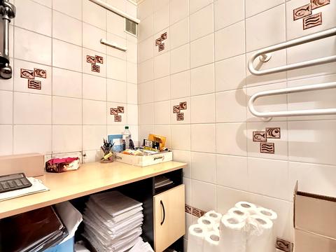 коммерческая по адресу Дмитра Дорошенка ул. (Чигоріна), 61-А