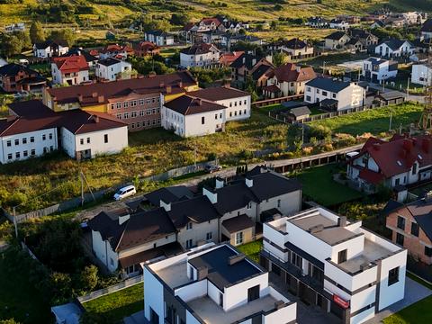 дом по адресу Князя Романа ул., 1