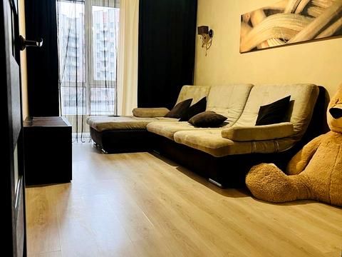 квартира за адресою Левка Лук'яненка вул. (Василя Жуковського), 16, 18, 20, 24