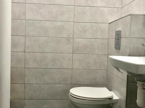 комерційна за адресою Мечникова вул., 19