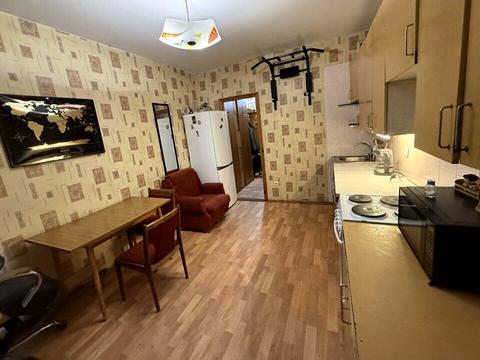 квартира за адресою Братиславська вул., 9-А