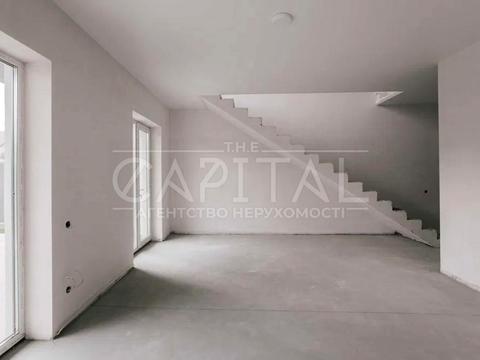 будинок за адресою Жуляни