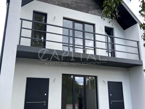 будинок за адресою Жуляни