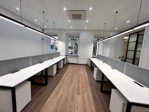 комерційна за адресою Богдана Ступки вул. (Станіславського), 3