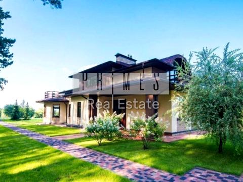 будинок за адресою Жовтнева вул.