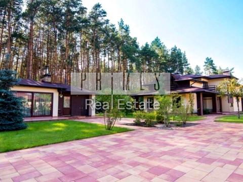 будинок за адресою Жовтнева вул.