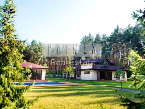 будинок за адресою Жовтнева вул.