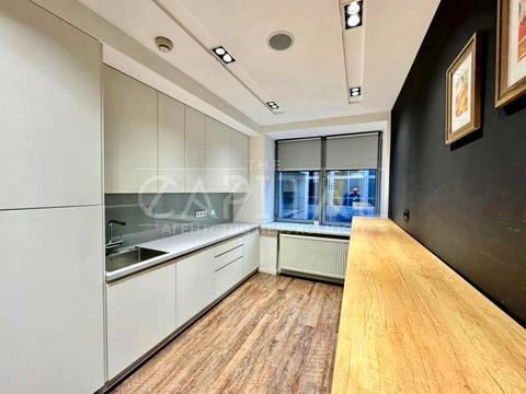 коммерческая по адресу Спортивная пл., 1