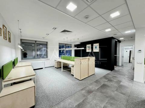 коммерческая по адресу Спортивная пл., 1