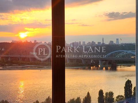 квартира за адресою Дніпровська набережна вул., 15-Є