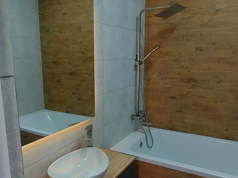 будинок за адресою 10 Лінія вул., 111