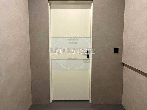 комерційна за адресою Микільсько-Слобідська вул., 11