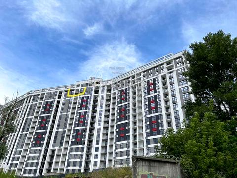 комерційна за адресою Микільсько-Слобідська вул., 11