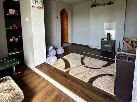 дом по адресу Джерельна